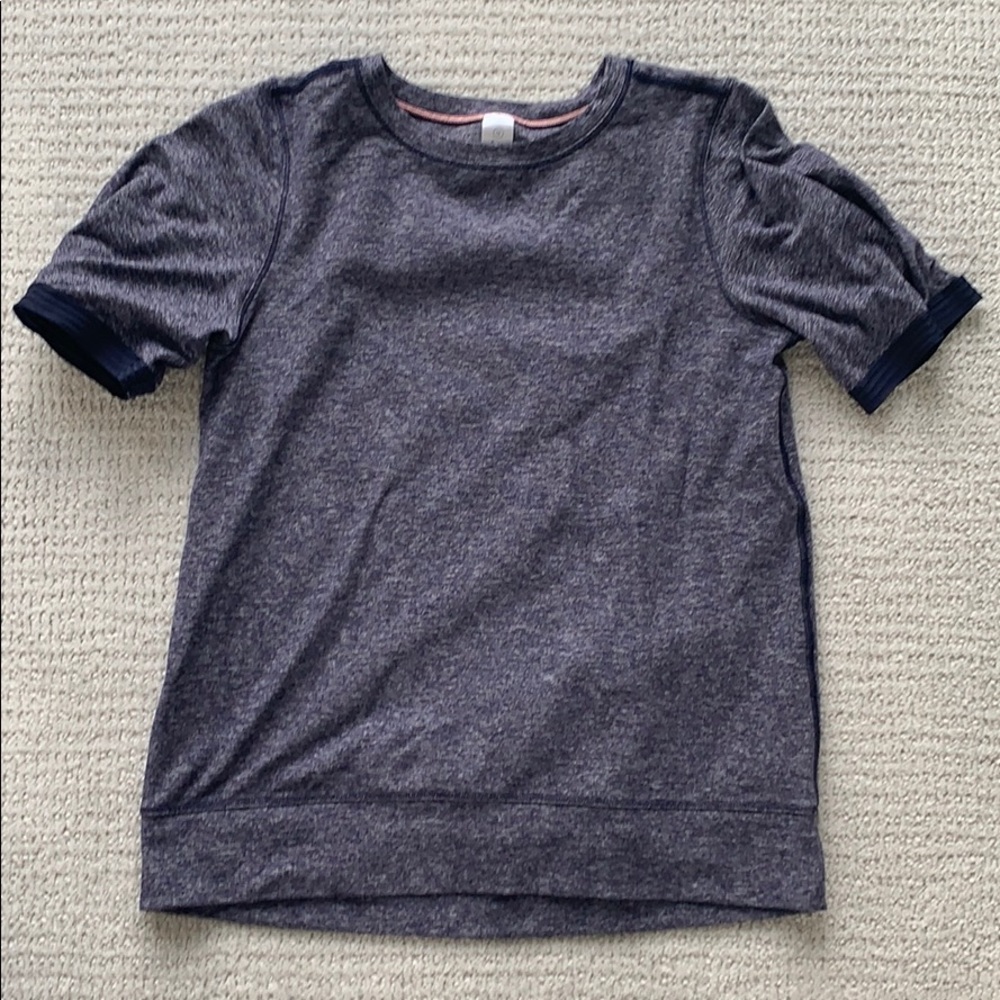 Ivivva short sleeve shirt
